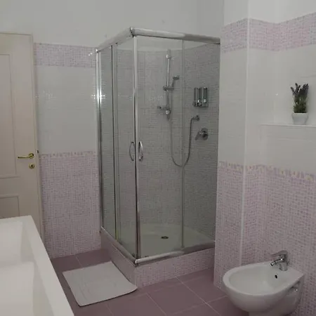 شقة A Casa Di Rosa *